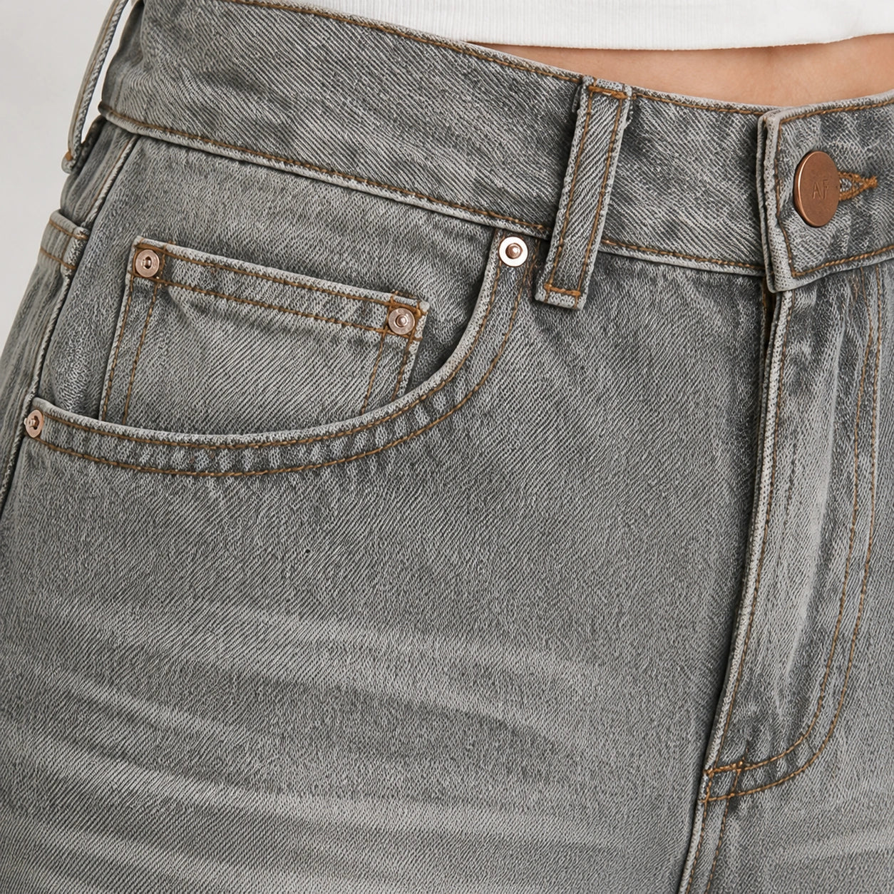 Women's Washed Grey High-Waist Wide-Leg Jeans - 602
