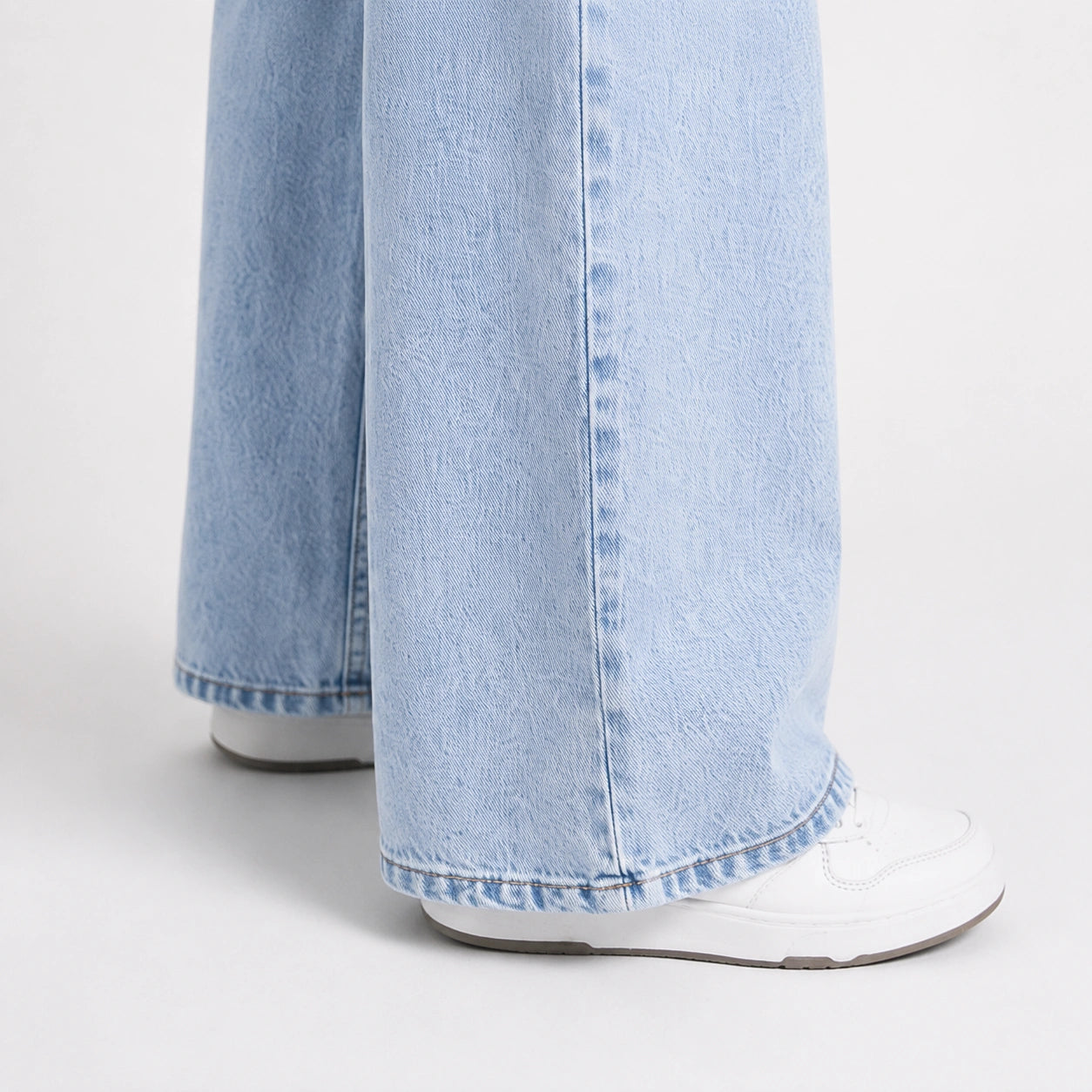Women High Waist Wide Leg Jeans – Light Blue Wash - 603
